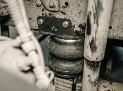 Рис. 5 Наши проекты: Пневмоподвеска на Foton Auman