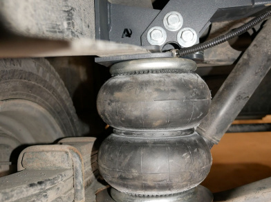 Рис. 4 Наши проекты: Установка полной пневмоподвески на цельнометаллическую Газель Next