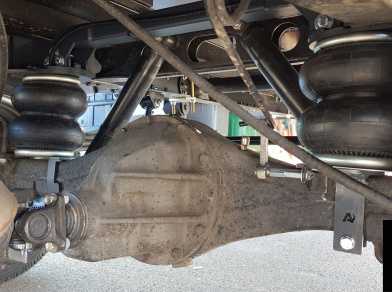 Рис. 12 Наши проекты: Пневмоподвеска на доработанную Газель Некст со спальником