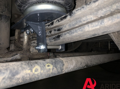 Рис. 12 Наши проекты: Пневмоподвеска на Hyundai HD 120 - Этапы установки