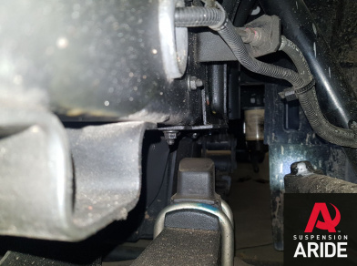 Рис. 6 Наши проекты: Пневмоподвеска на Hyundai HD 78 для грузоподъемности - Этапы установки