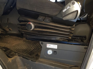 Рис. 6 Наши проекты: Пневмоподвеска на IVECO Daily 35C пневморессоры и управление