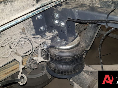 Рис. 10 Наши проекты: Установка задней пневмоподвески на эвакуатор ﻿Iveco Daily 65C