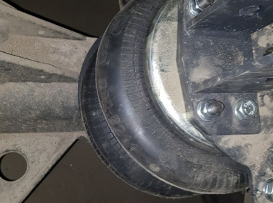 Рис. 9 Наши проекты: Установка задней пневмоподвески на эвакуатор ﻿Iveco Daily 65C