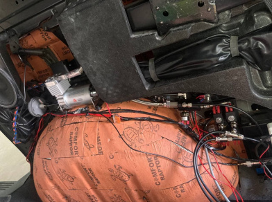 Рис. 4 Наши проекты: Пневмоподвеска Mercedes-Benz V-Class