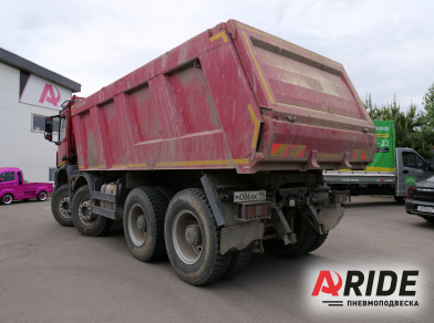 Рис. 2 Наши проекты: Пневмоподвеска на самосвал Mercedes Arocs 4145