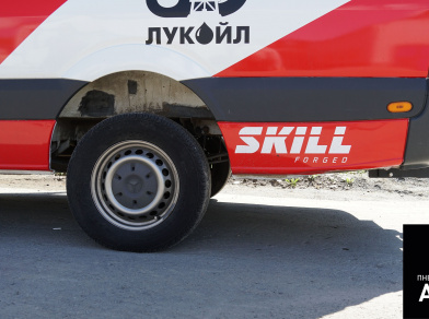 Рис. 4 Наши проекты: Пневмоподвеска на Mercedes Sprinter W906 для Андрея Астапова из Lukoil Racing Team