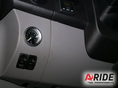 Рис. 5 Наши проекты: Вспомогательная пневмоподвеска на Mercedes-Benz Sprinter