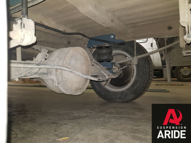 Рис. 8 Наши проекты: Пневмоподвеска на Mercedes Sprinter 3 с гарантией - Этапы установки