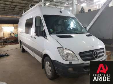Рис. 11 Наши проекты: Пневмоподвеска на Mercedes Sprinter 3 с гарантией - Этапы установки