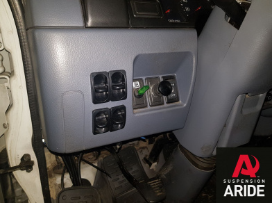 Рис. 13 Наши проекты: Пневмоподвеска на Mitsubishi Canter для усиления - Этапы установки