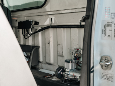 Рис. 7 Наши проекты: Пневмоподвеска на Nissan Cabstar