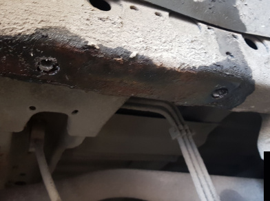 Рис. 3 Наши проекты: Установка вспомогательной пневмоподвески на Nissan NP300