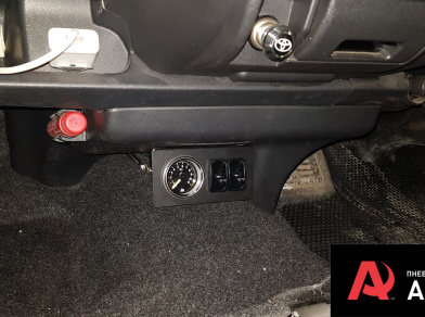 Рис. 6 Наши проекты: Установка пневмоподвески на Toyota Hiace