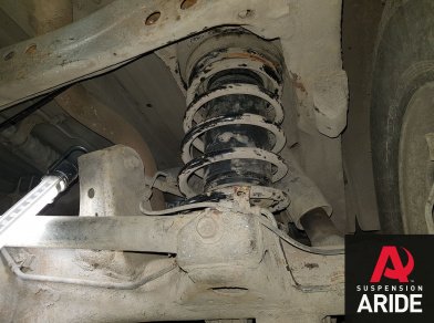 Рис. 5 Наши проекты: Установка пневмоэлементов в пружины Toyota Sequoia