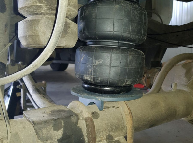 Рис. 8 Наши проекты: Пневмоподвеска на УАЗ Профи (Profi) для усиления - Этапы установки