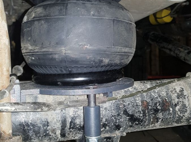 Рис. 7 Наши проекты: Установка пневмоподвески на УАЗ Буханка