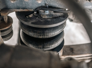 Рис. 7 Наши проекты: Пневмоподвеска на Вольво самосвал