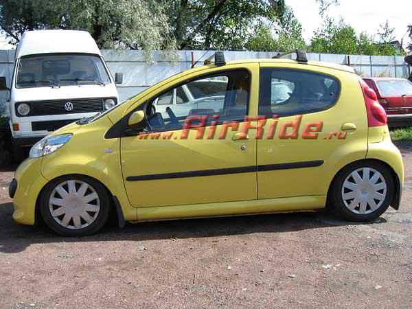 Установка пневмоподвески Peugeot 107